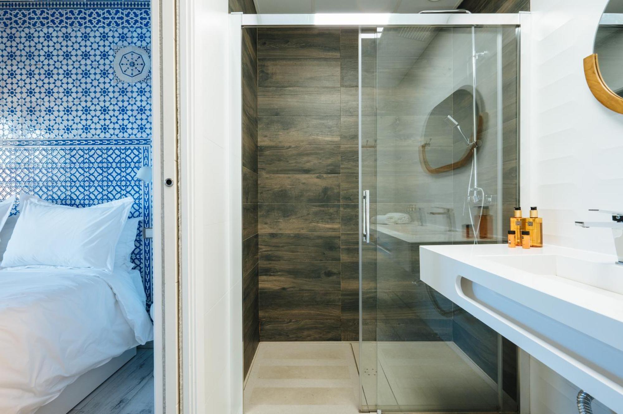 Apartamentos "El Escondite De Triana" เซบีญา ภายนอก รูปภาพ