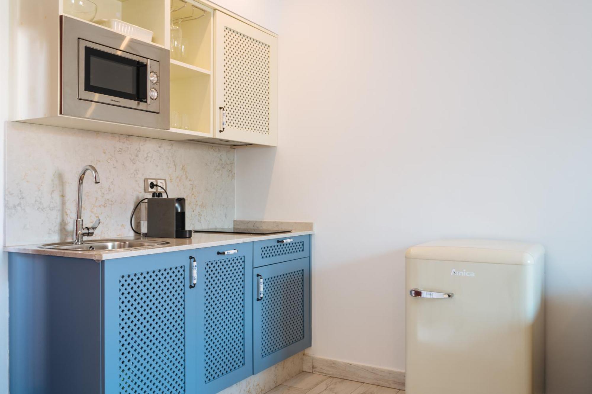 Apartamentos "El Escondite De Triana" เซบีญา ภายนอก รูปภาพ