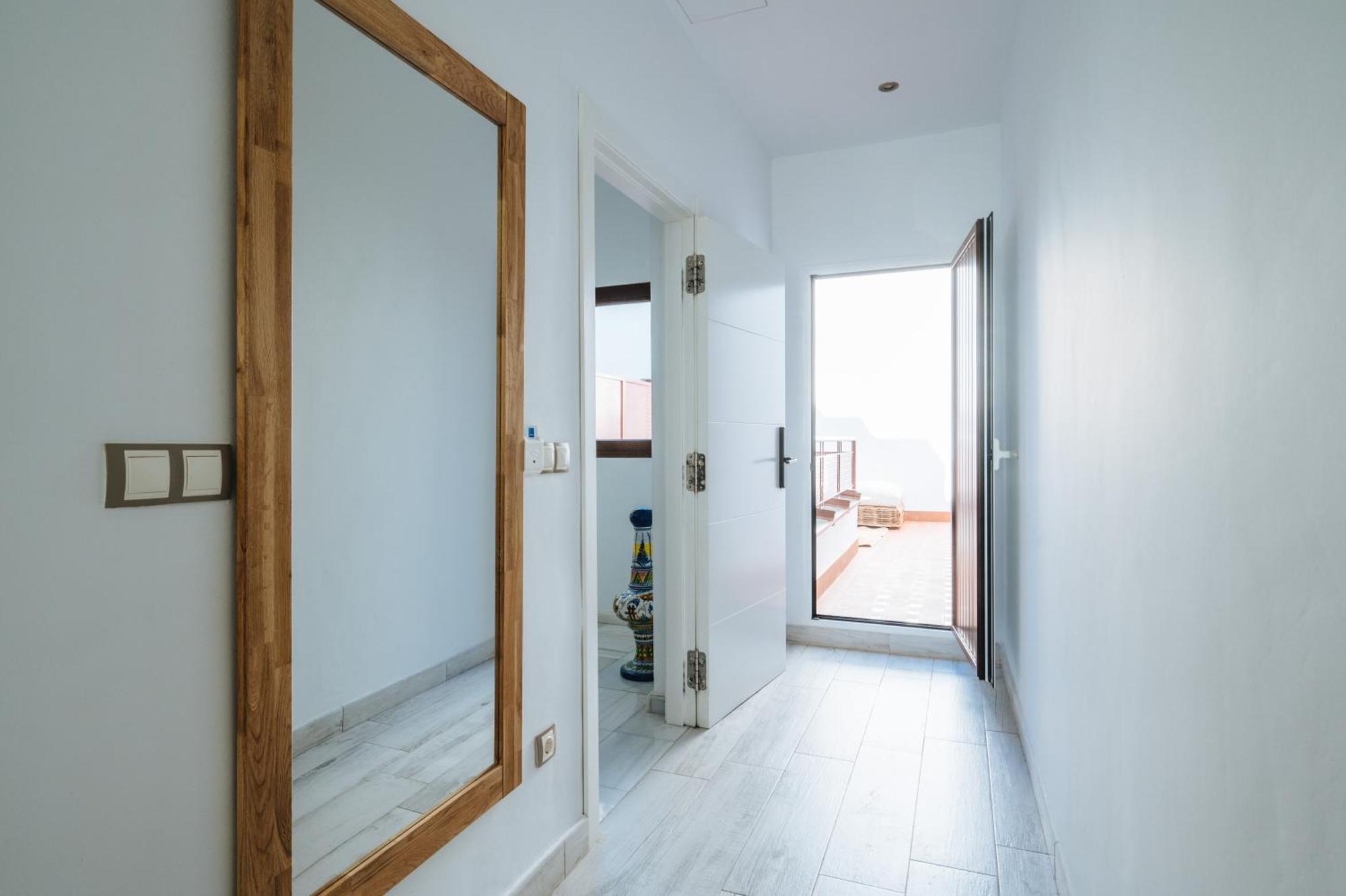 Apartamentos "El Escondite De Triana" เซบีญา ภายนอก รูปภาพ