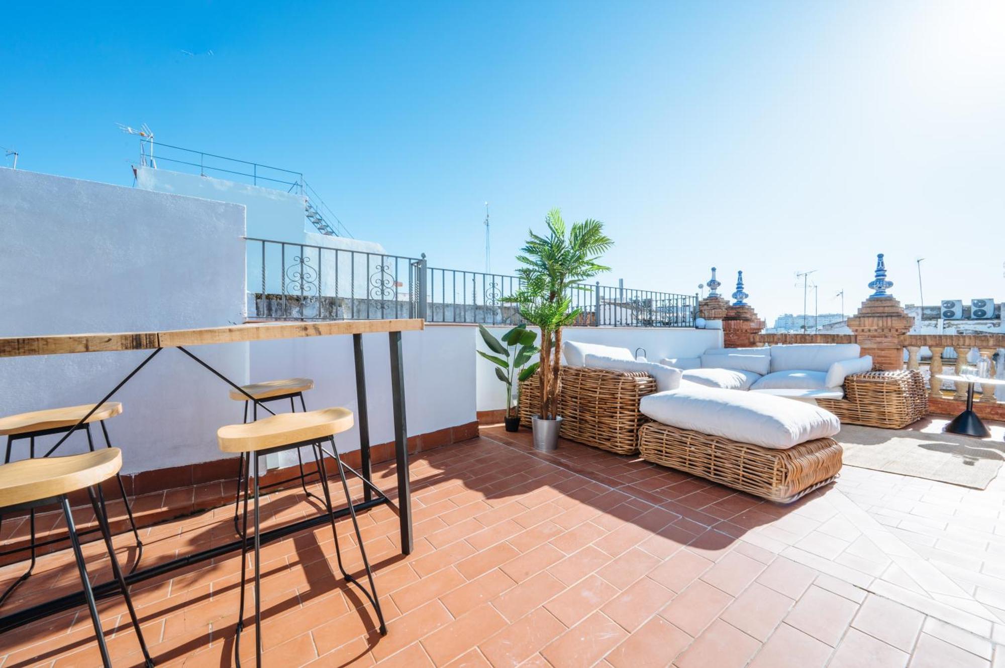 Apartamentos "El Escondite De Triana" เซบีญา ภายนอก รูปภาพ