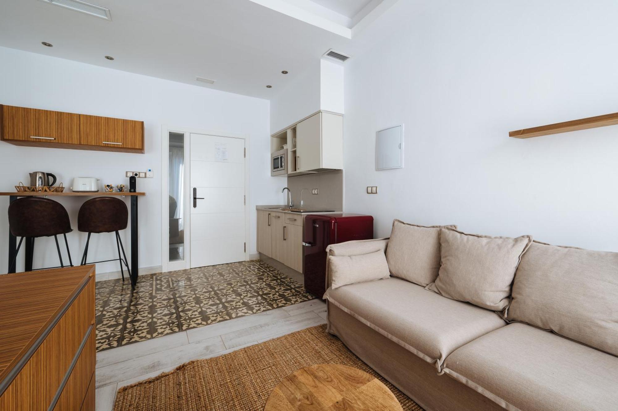 Apartamentos "El Escondite De Triana" เซบีญา ภายนอก รูปภาพ
