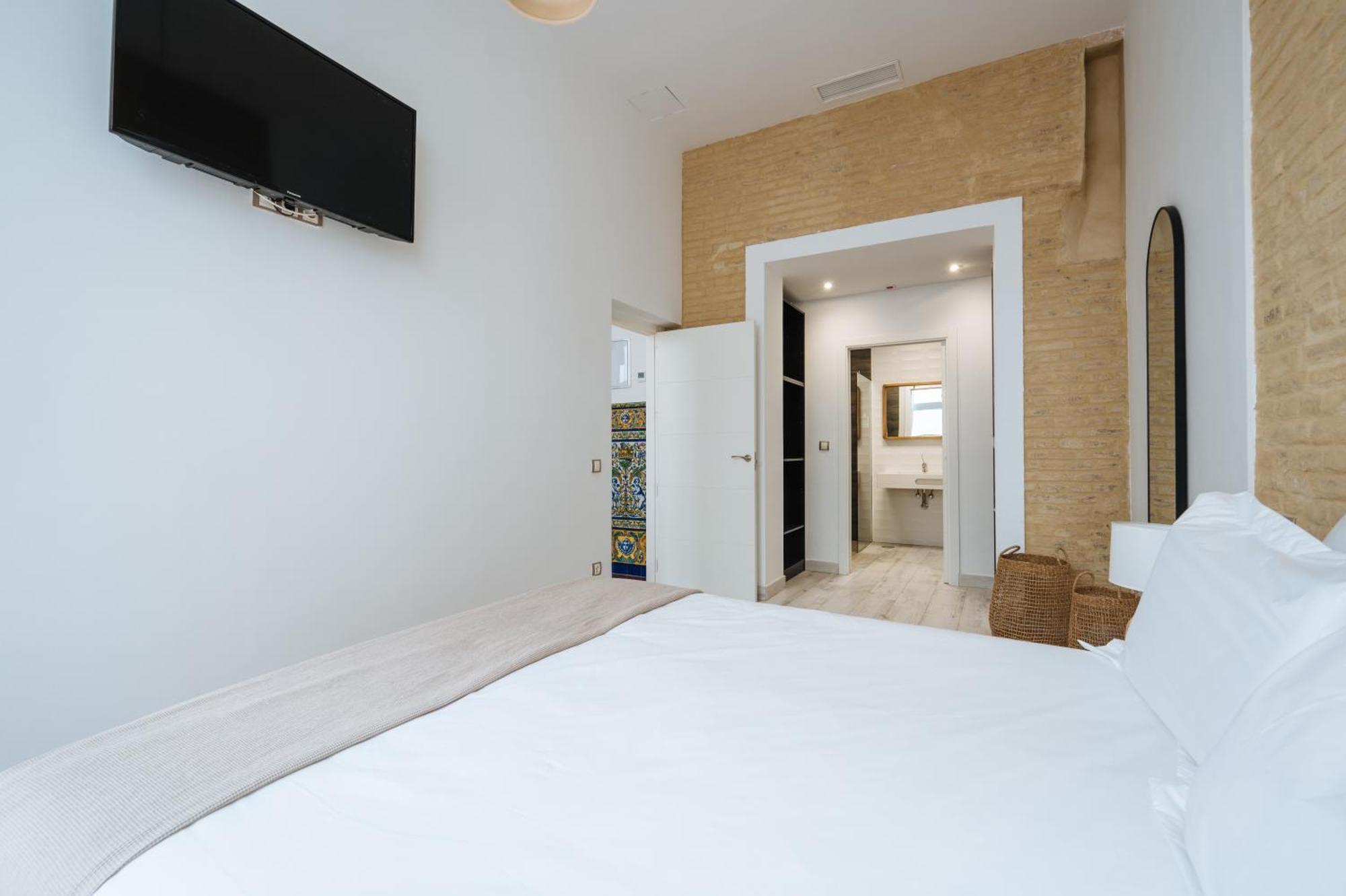 Apartamentos "El Escondite De Triana" เซบีญา ภายนอก รูปภาพ